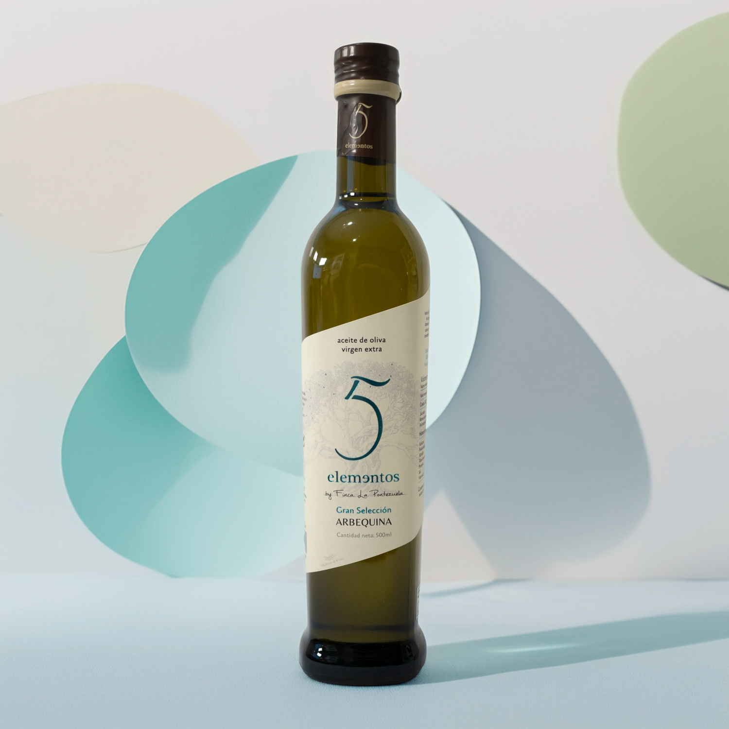 5 elementos gran selección arbequina 500ml aceite de oliva virgen extra con fondo imaginado en inspiración de la botella