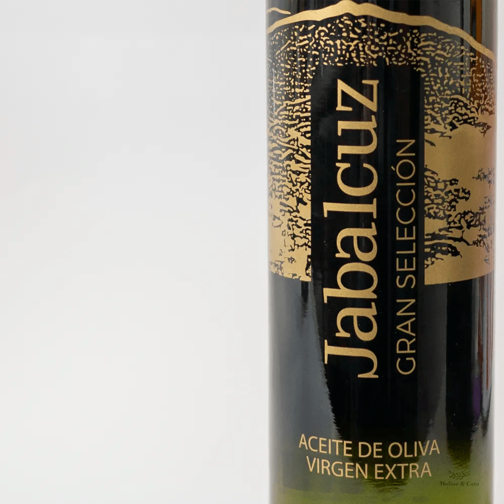 Detalle de la botella de Aceite de Oliva Virgen Extra Jabalcuz Gran Selección 500ml