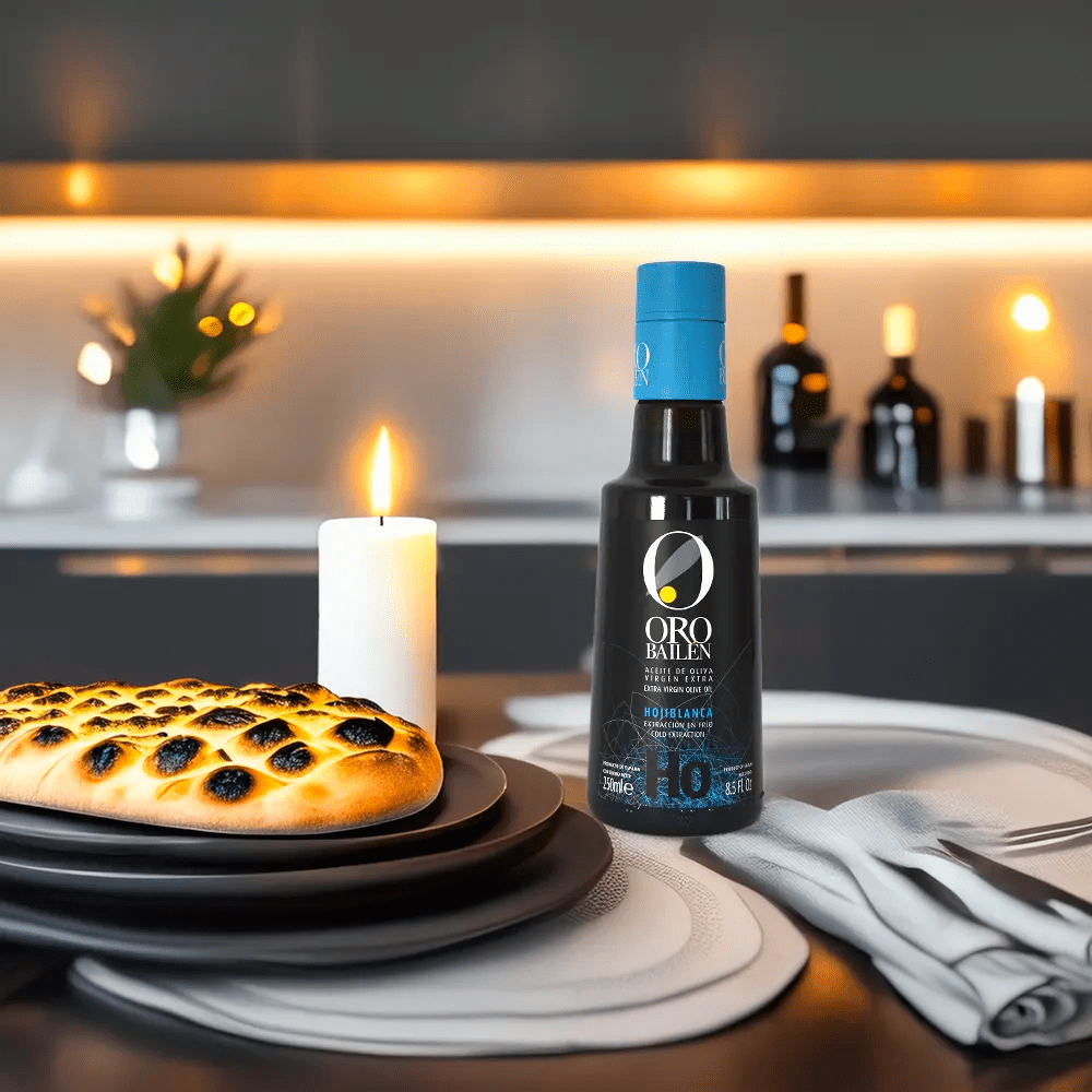 Oro Bailen Hojiblanca 250ml en mesa cena