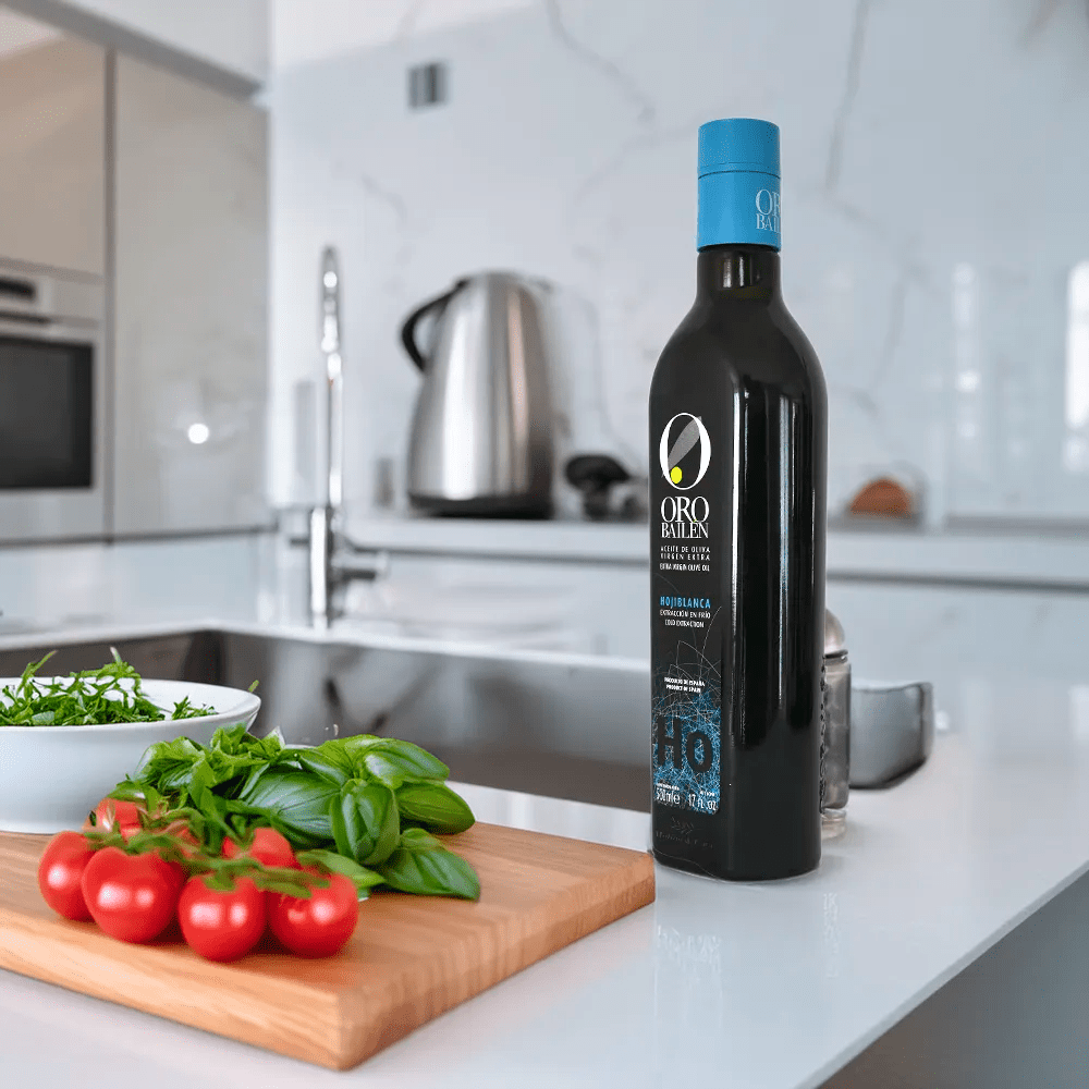 Oro Bailen Hojiblanca 500ml en cocina