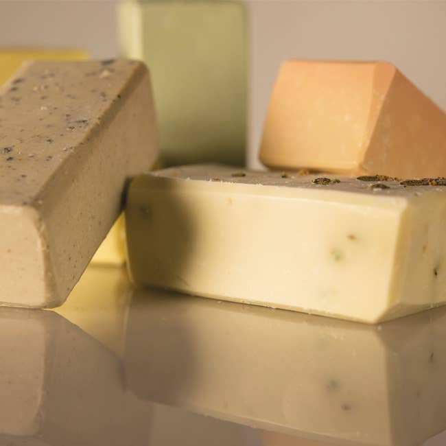 Jabón de Aceite de Oliva con Rosas